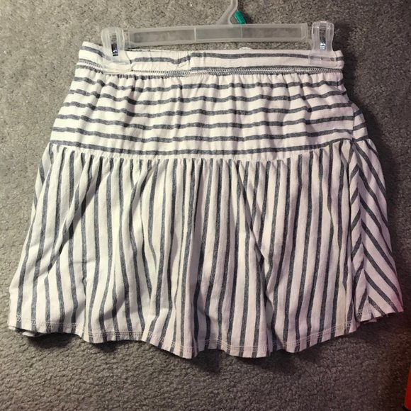 Cat and Jack Striped skirt - Picture 3 of 4